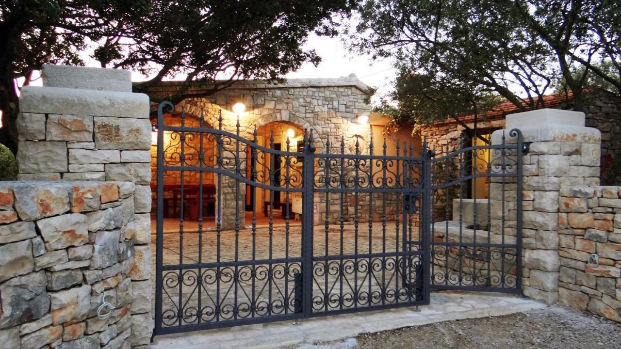 فيلا Stone House San Pelegrin فيلا لوكا المظهر الخارجي الصورة