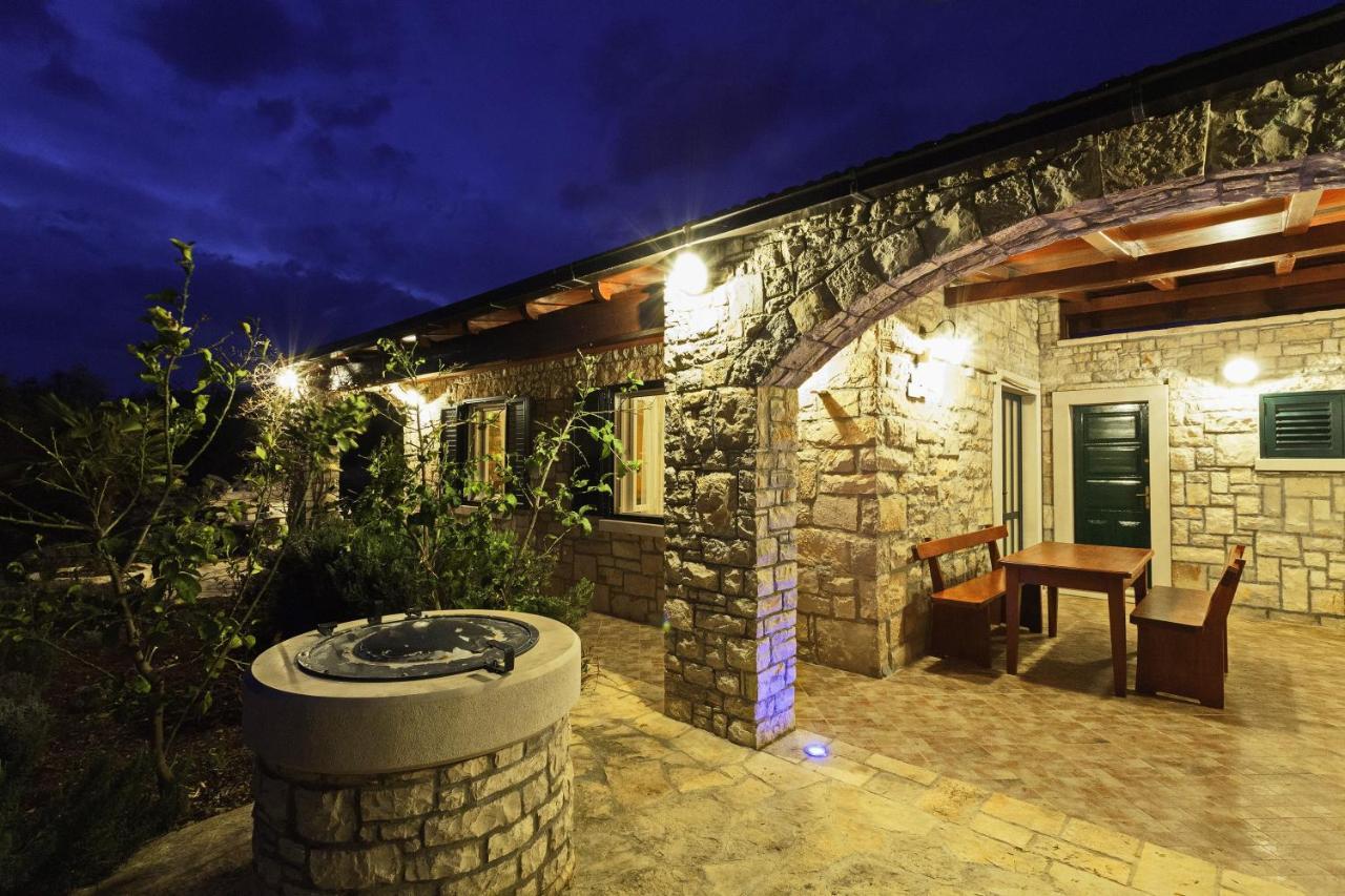 فيلا Stone House San Pelegrin فيلا لوكا المظهر الخارجي الصورة